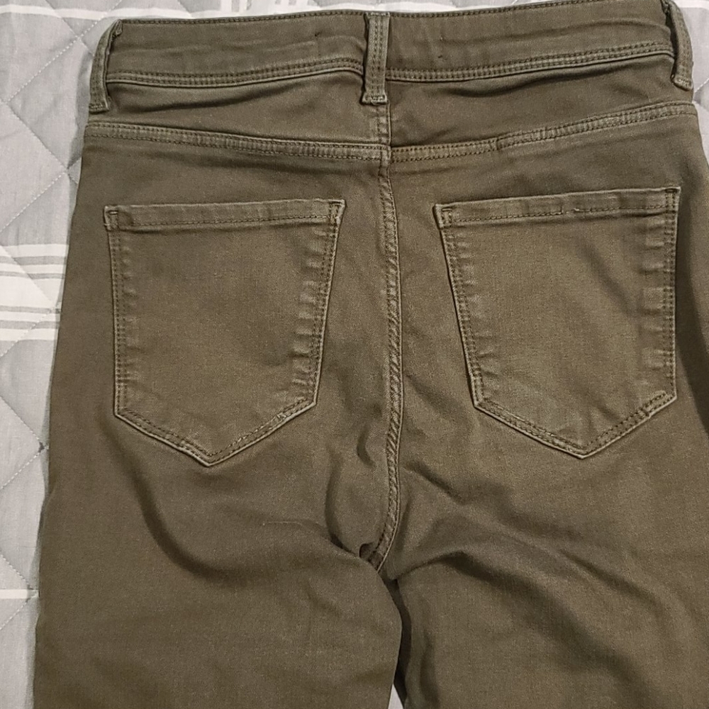 ZARA stretchy high waist jeans in olive green US 2 - Picture 7 of 8